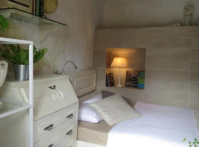 La cueva de Ángel B&B